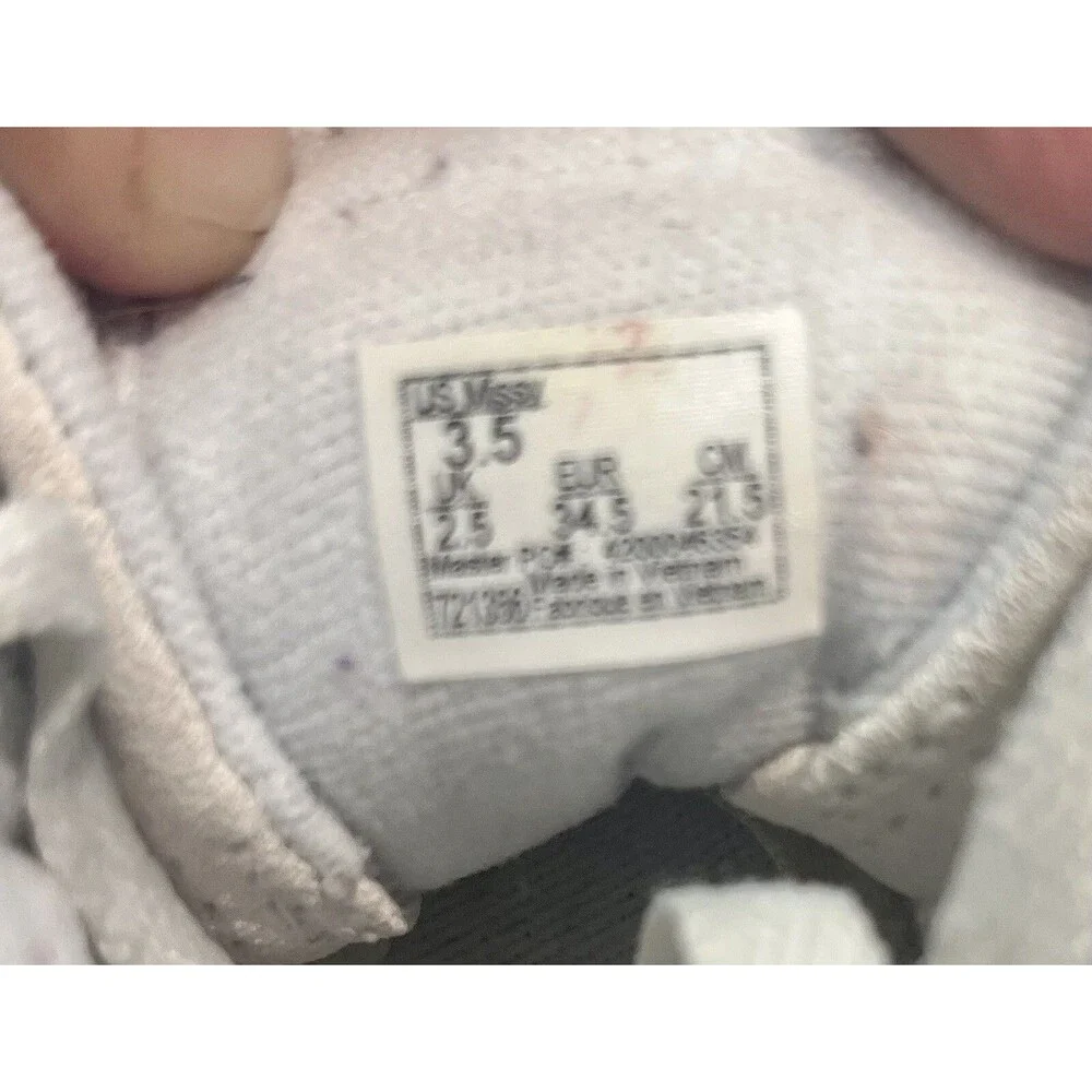 Fila   3FM01734-132 White Basketball Shoes Sneakers Size 3 Vulc 13